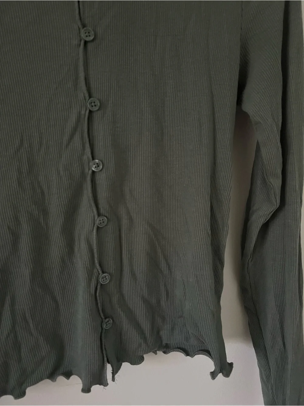 Universal Thread Olive Ribbed Button-Front Long Sleeve Top - Picture 2 of 3
